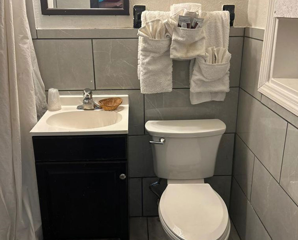 best budget in Aurora, Indiana