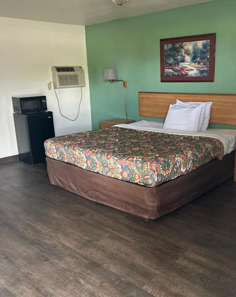 Hotel Reservations in Aurora, Indiana